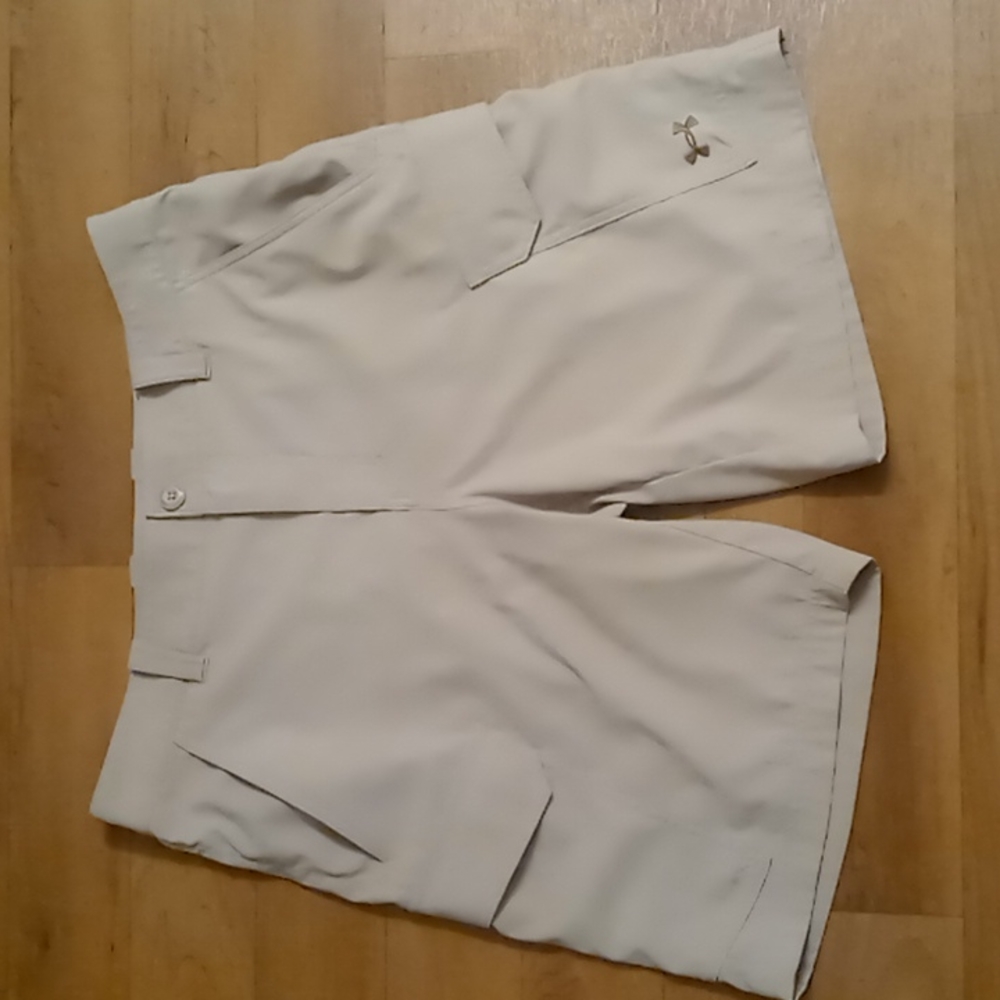 Under Armour Men's Heat Gear Tan Shorts